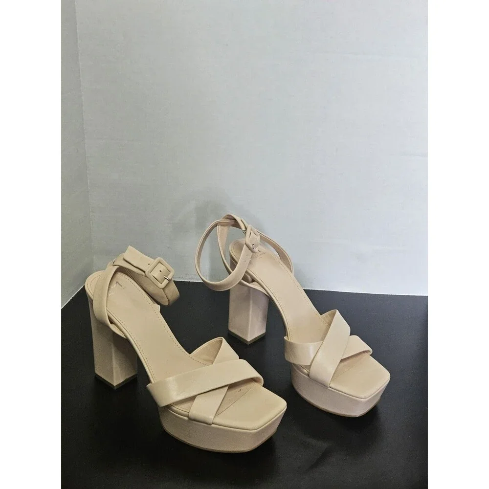 Sz 10 - Marc Fisher LTD Leather Sandals Tan